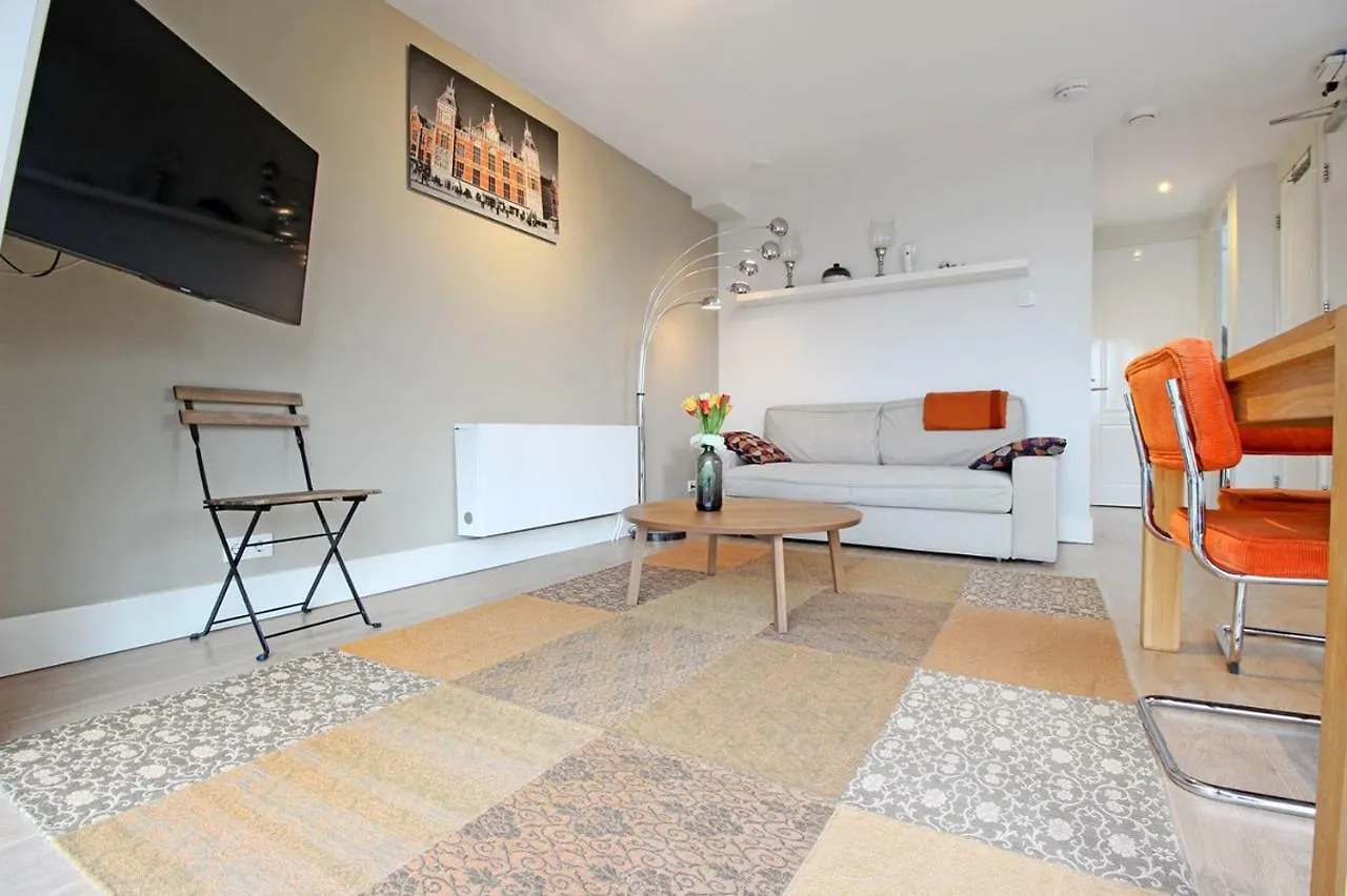 2 Bedroom Loft Near Rijksmuseum Apartment